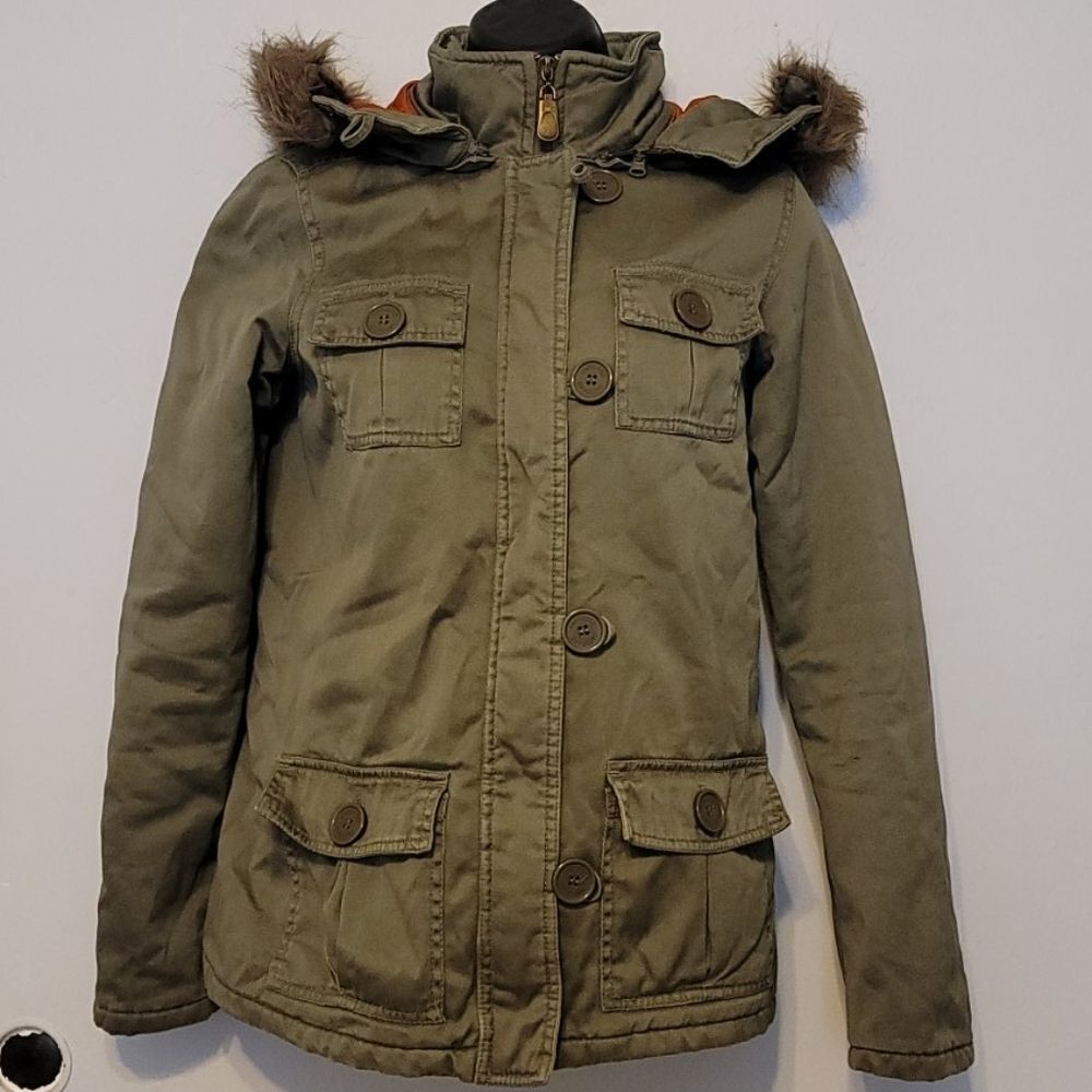 Gadzooks, Vintage Faux Fur Hoodie jacket size medium.